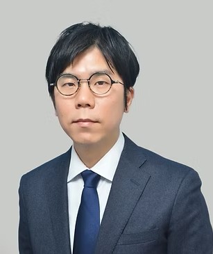 株式会社駿河屋BASE 代表取締役 近藤 純哉